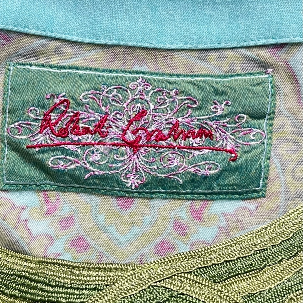 Robert Graham Paisley Print Top Embroidered Keyhole Trim Neckline Size XS - Picture 4 of 7